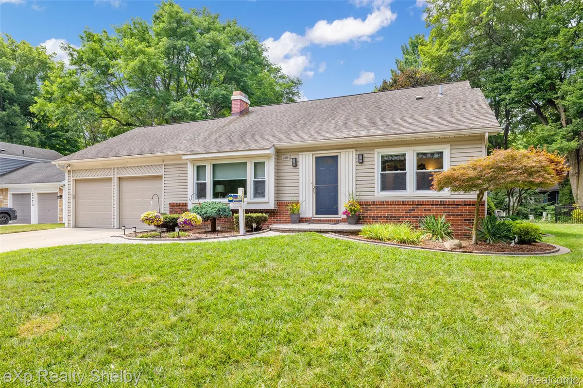 2460 Waltham Drive, Troy, MI 48085 - #1