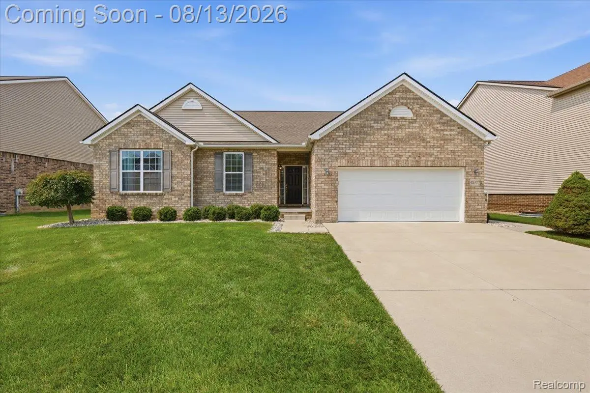48327 Long Leaf Drive, Macomb, MI 48044 - #1