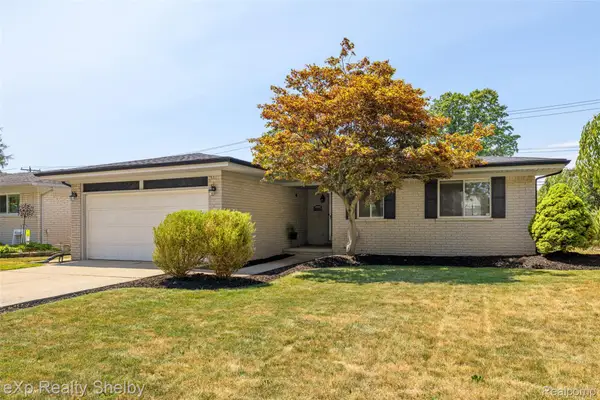 35465 Mustang Drive, SterlingHeights, MI 48312