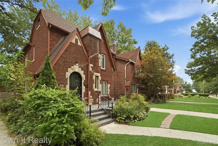 5244 Kensington Avenue, Detroit, MI 48224 - #3