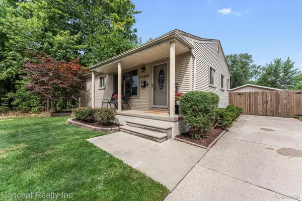 31540 Hennepin Street, GardenCity, MI 48135