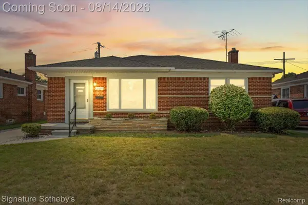 28399 Palmer Boulevard, MadisonHeights, MI 48071