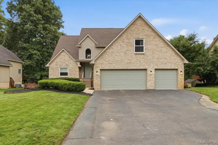 1393 Remsing Street, Hartland, MI 48353 - #2