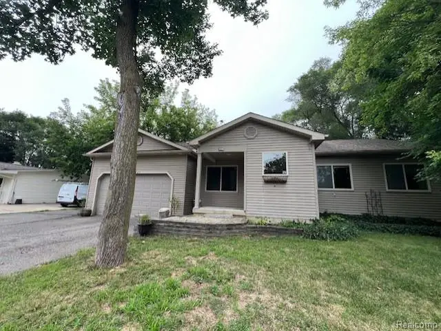 6367 Stephen, Brighton, MI 48116 - #1