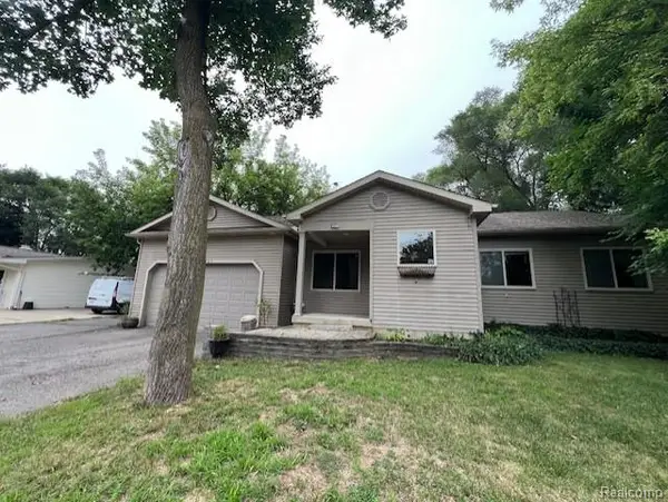 6367 Stephen, Brighton, MI 48116