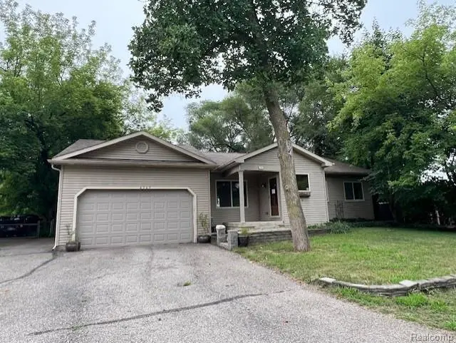6367 Stephen, Brighton, MI 48116 - #2