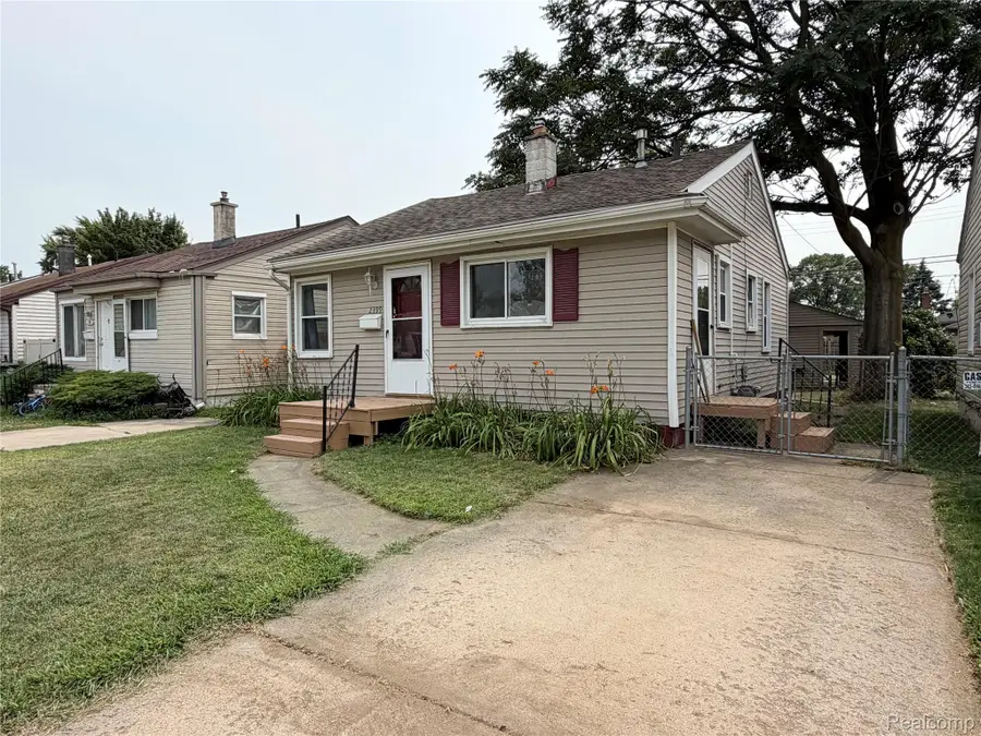 2399 Fisher Street, Melvindale, MI 48122 - #2