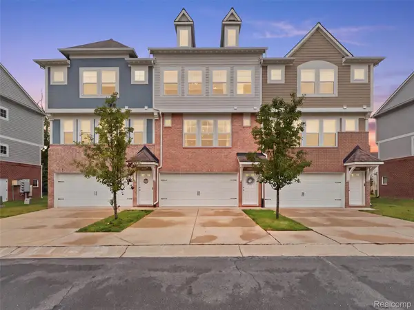 5927 Picall Drive, Troy, MI 48098