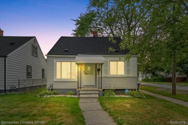 15867 Leona Drive, Redford, MI 48239