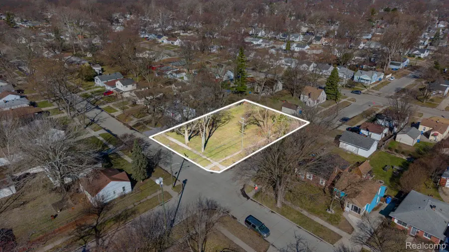 24300 Mcdonald Street, Dearborn Heights, MI 48125 - #3