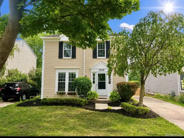 16249 Birwood Avenue, BeverlyHills, MI 48025