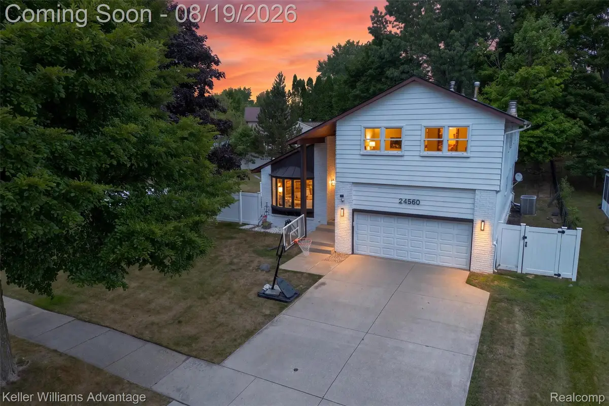 24560 Knollwood Street, Novi, MI 48375 - #1