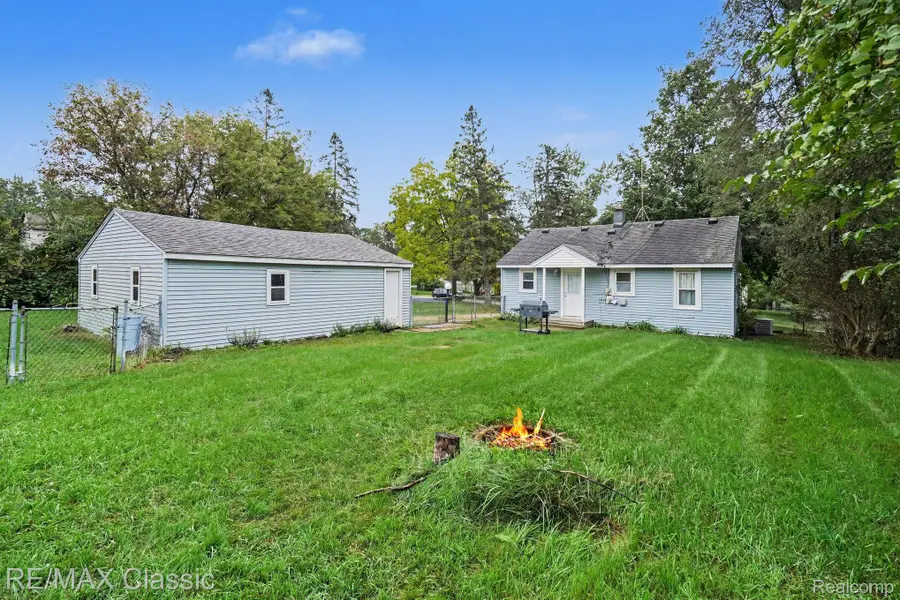 5812 Oster Drive, Waterford, MI 48327 - #2