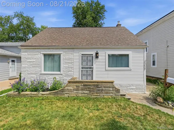 3358 Cummings Avenue, RoyalOak, MI 48073