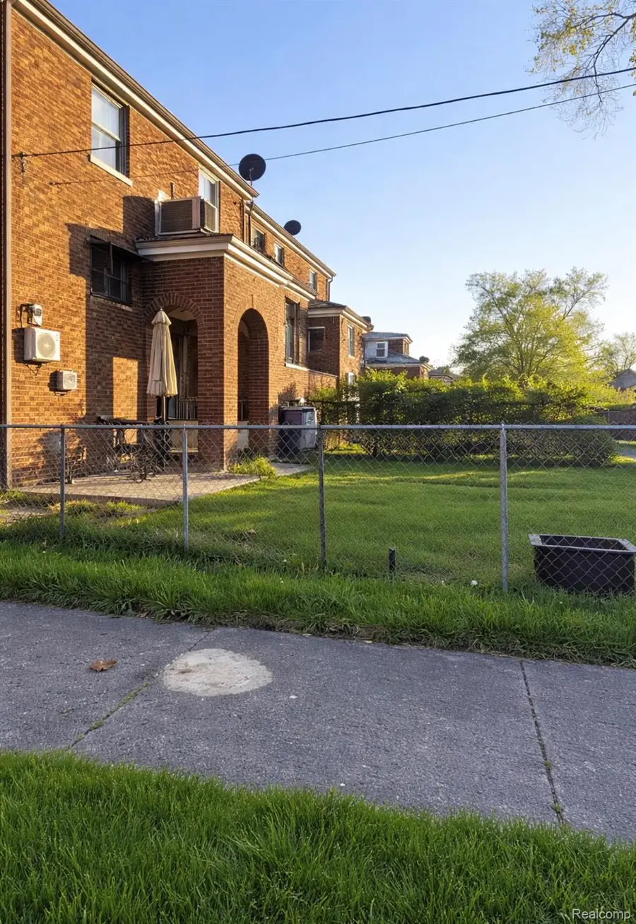 11101 College Street, Detroit, MI 48205 - #3
