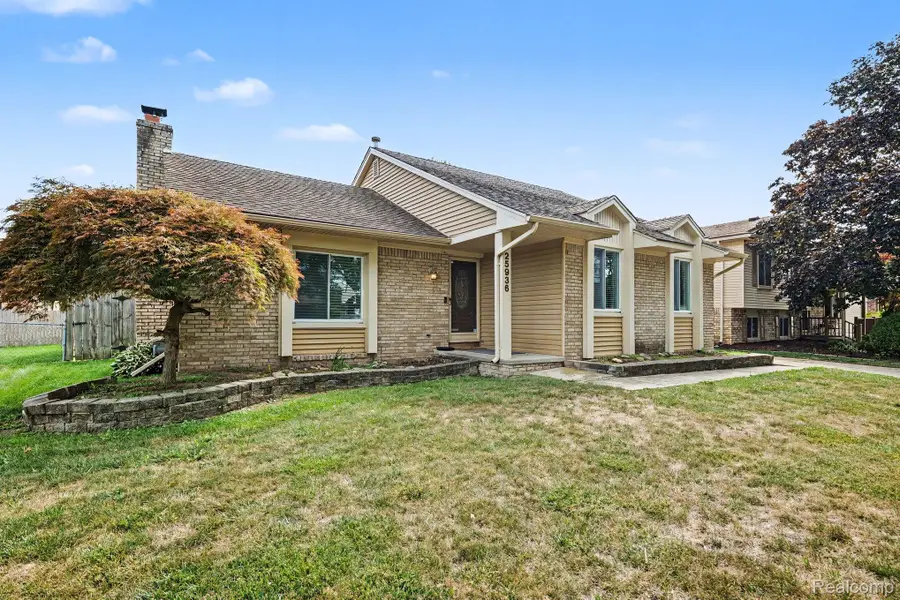 25936 Rose Street, Chesterfield, MI 48051 - #3