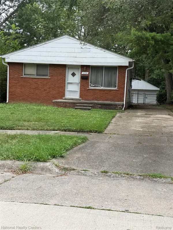 16590 Fenton Street, Detroit, MI 48219