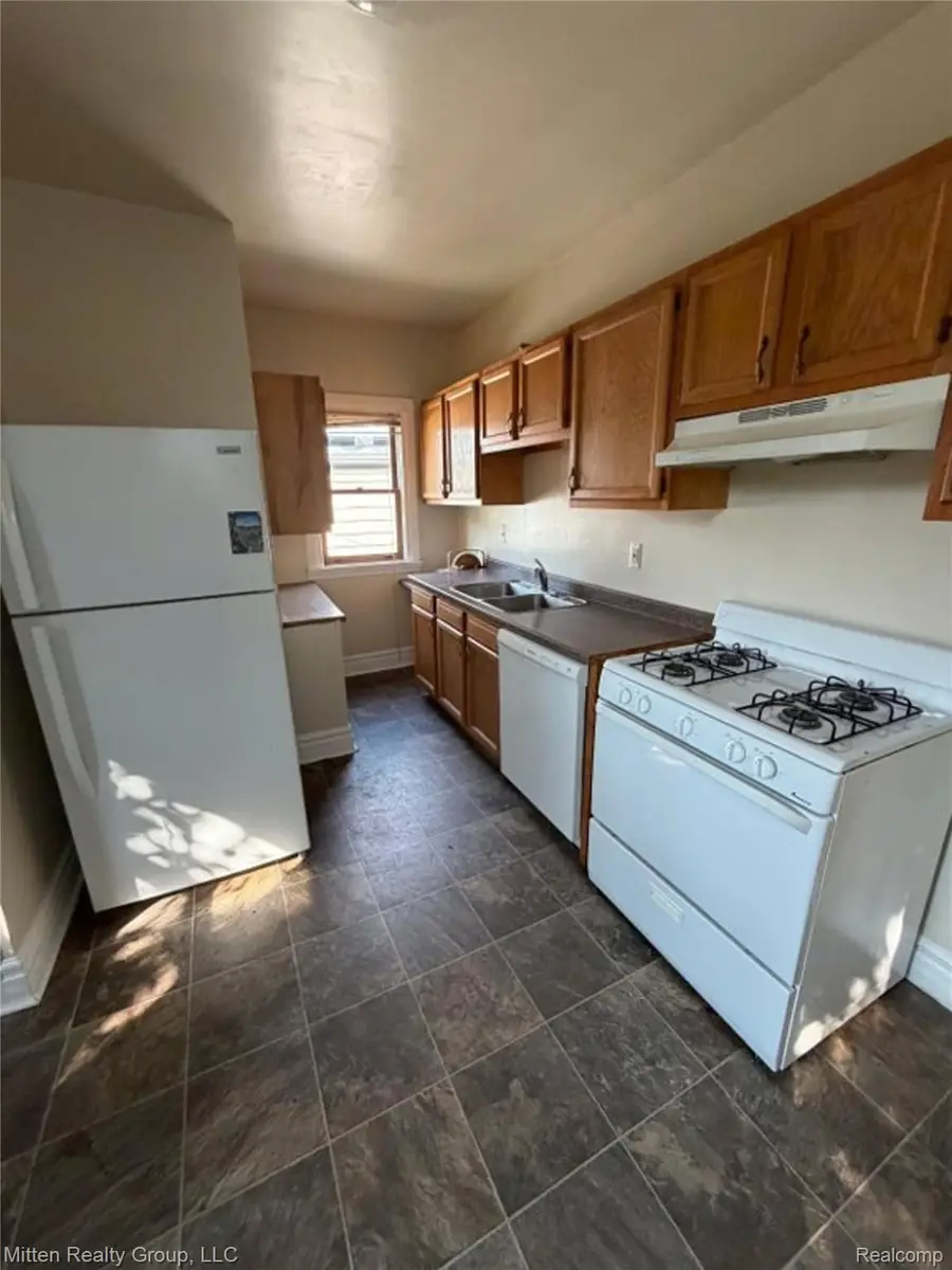 1335 & 1337 Bagley Street, Detroit, MI 48226 - #3