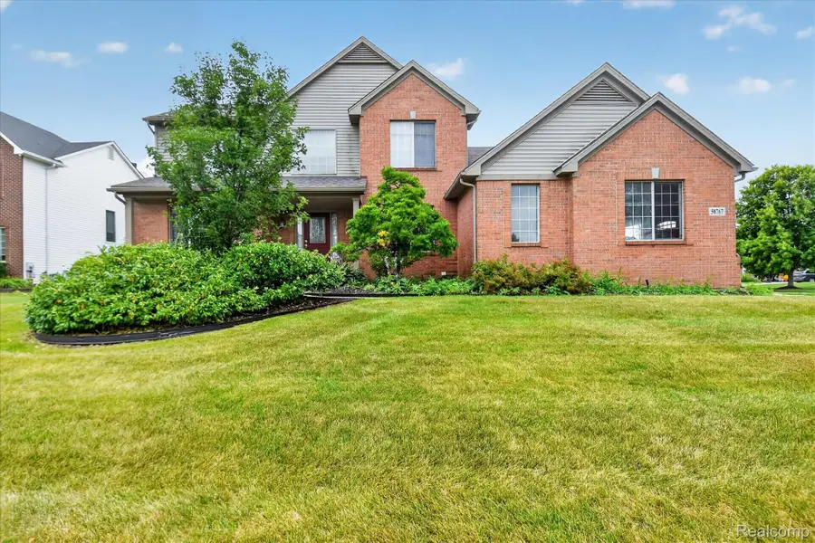 58767 Hunters Court, Lyon, MI 48178 - #3