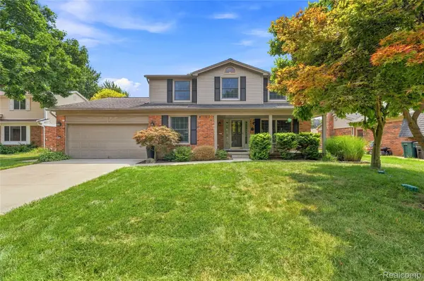 2066 Jeffrey Drive, Troy, MI 48085