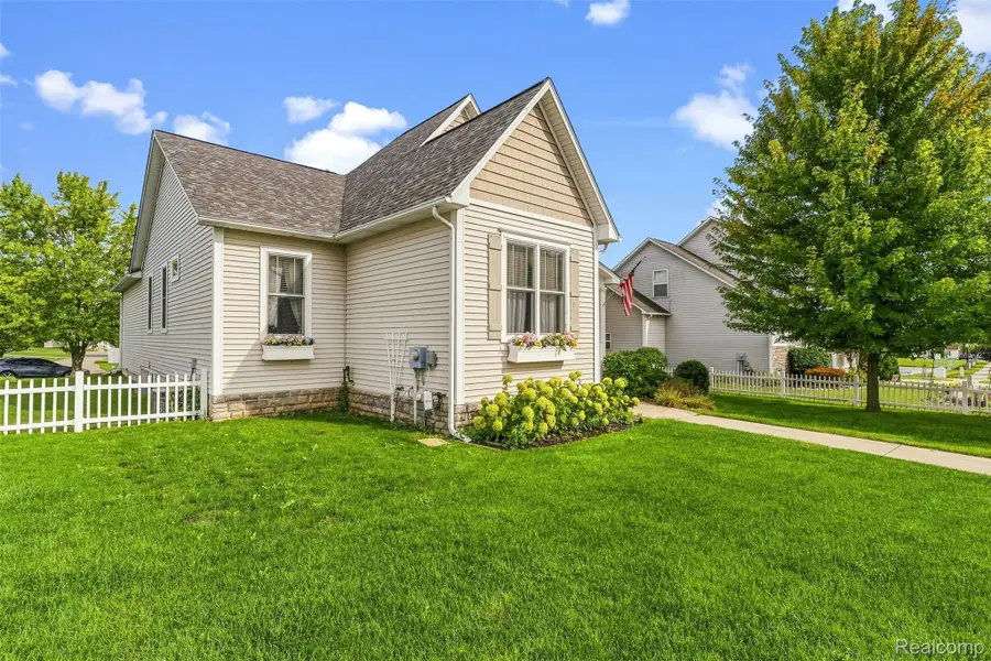 3449 Heritage Boulevard, Swartz Creek, MI 48473 - #3