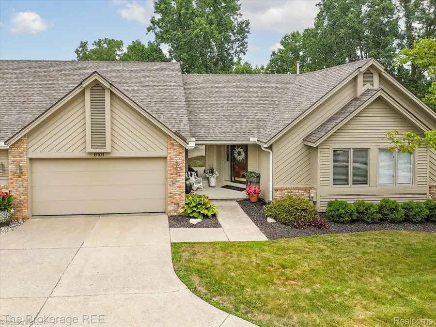 8101 Sawgrass Trail, Grand Blanc, MI 48439 - #3