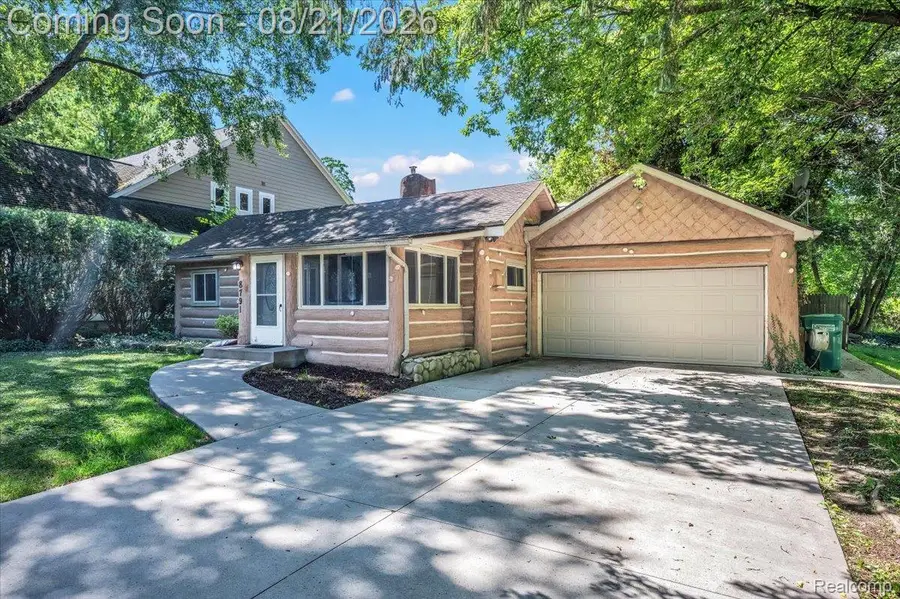 8791 Maplewood Avenue, Clarkston, MI 48348 - #3