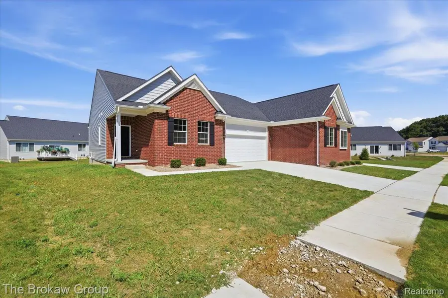 1433 Lincoln Street #40, Lapeer, MI 48446 - #3