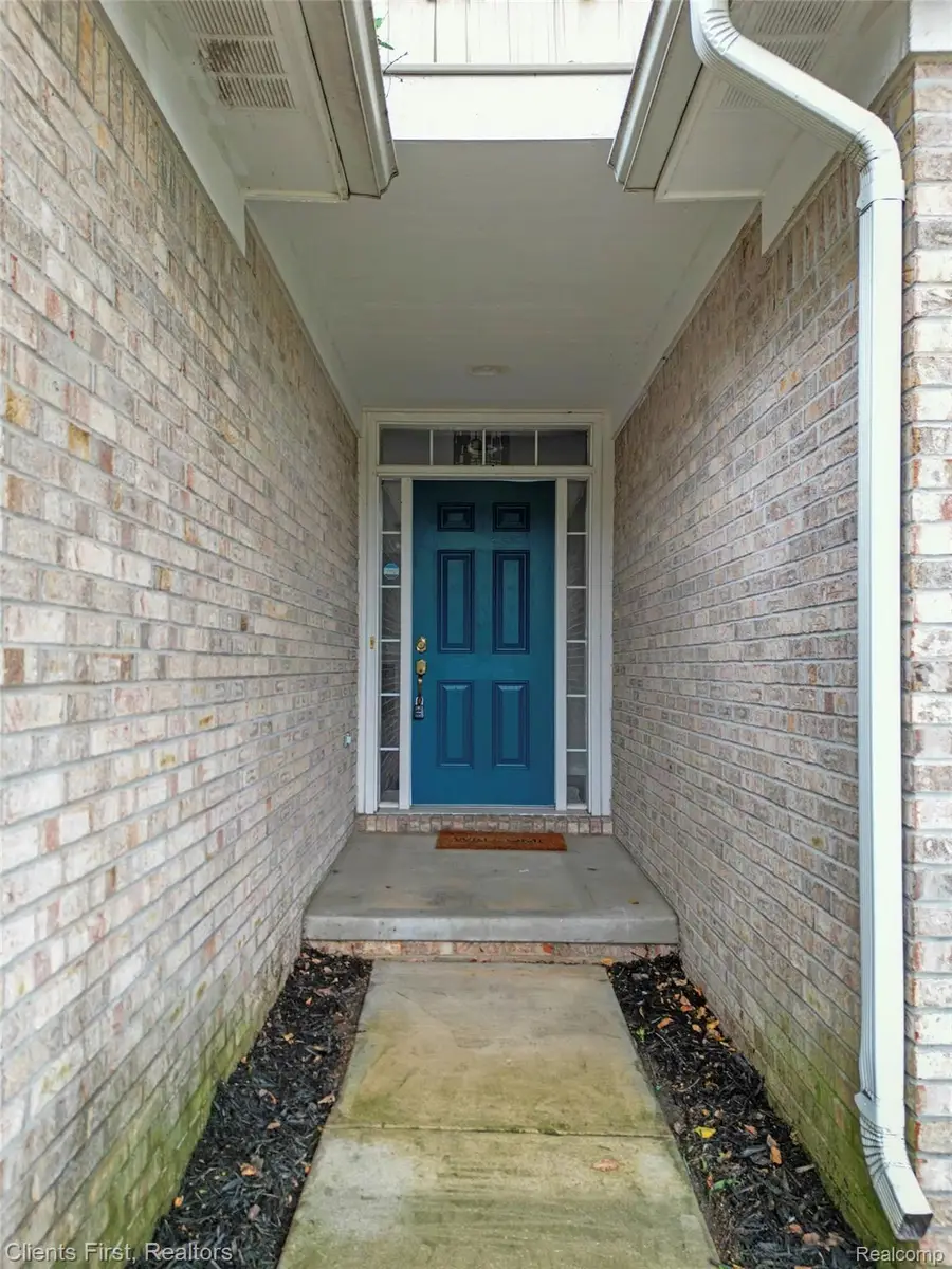37911 Plymouth Road, Livonia, MI 48150 - #3