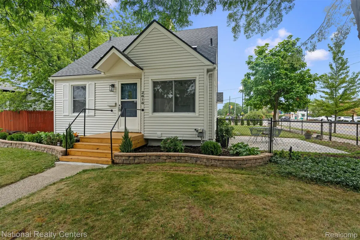 2616 Kenmore Road E, Berkley, MI 48072 - #1