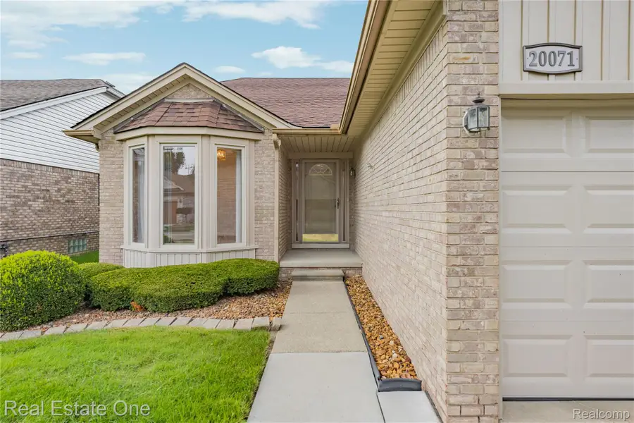 20071 Ridgeway Court, Clinton, MI 48038 - #3