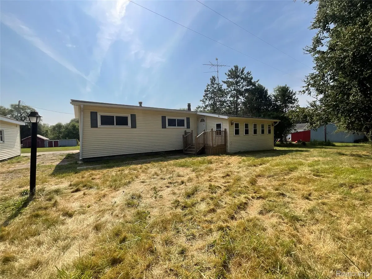 10119 Godfrey Road, Bancroft, MI 48414 - #1