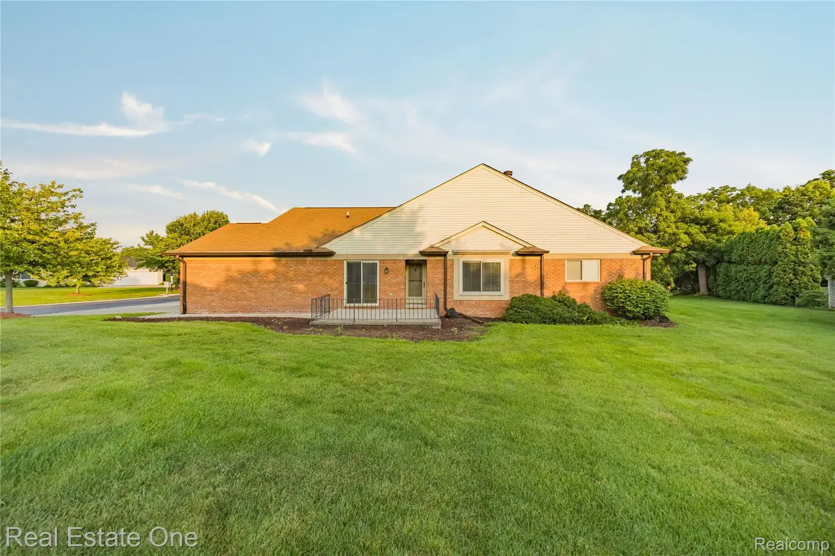 20640 Palm Meadow Drive, Clinton Township, MI 48036 - #1