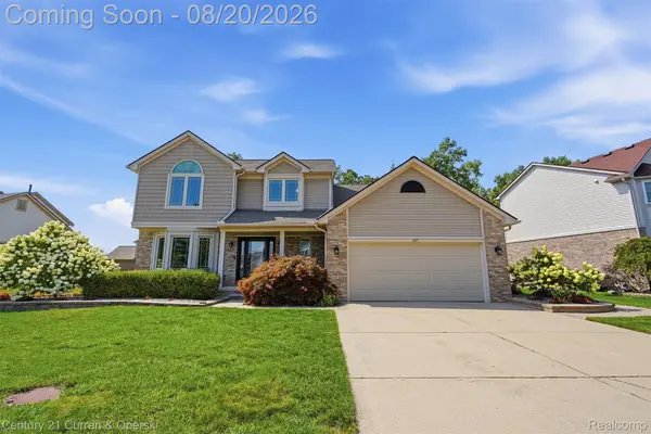 840 Pheasant Woods Drive, Canton, MI 48188