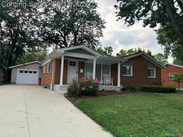 1341 Catalpa Drive, Rochester, MI 48307