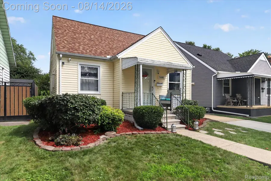 1406 Progress Avenue, Lincoln Park, MI 48146 - #2