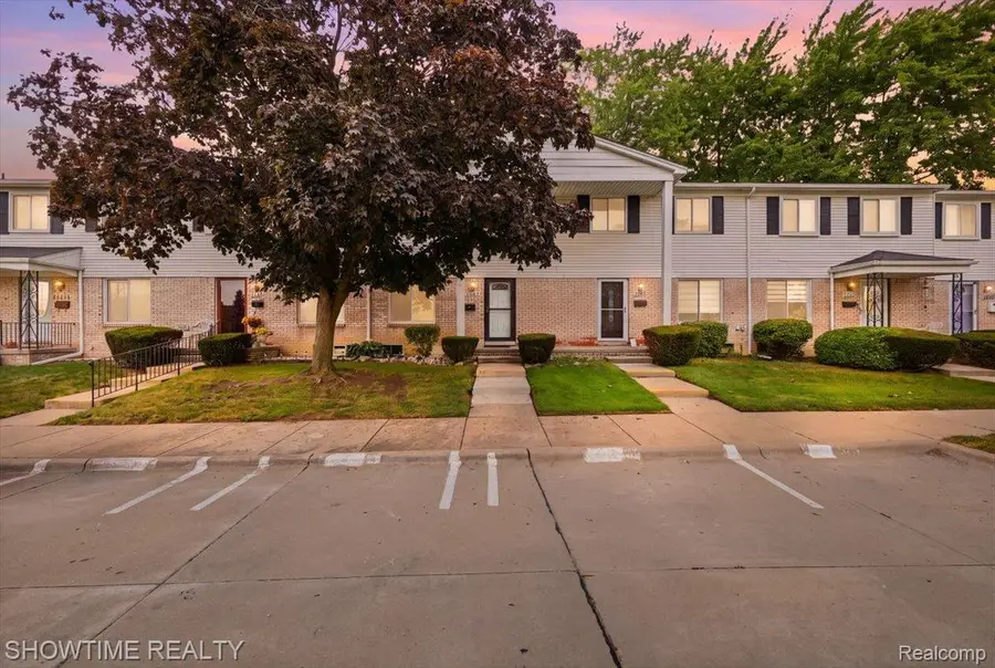 14132 Merriweather Street, Sterling Heights, MI 48312 - #2