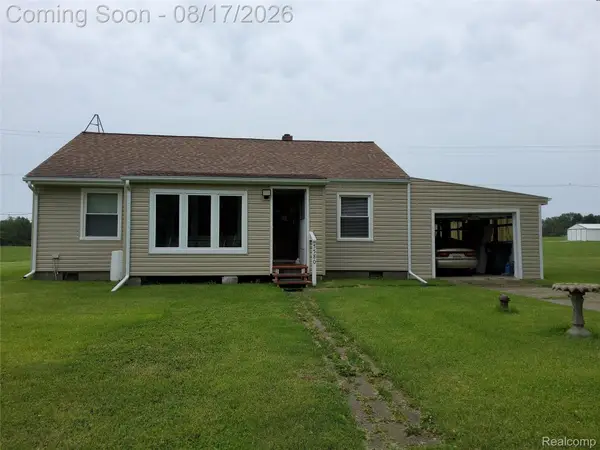 5580 Hollow Corners Drive, Dryden, MI 48428