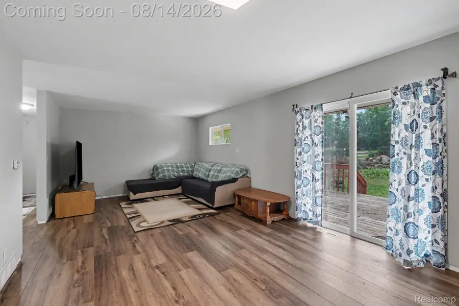 1034 Woodworth Drive, Grand Blanc, MI 48439 - #3
