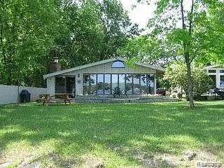8881 Mcgregor Road, Pinckney, MI 48169 - #1