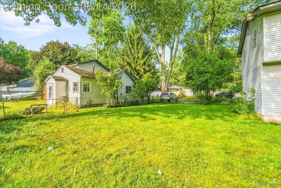 3281 Royal Boulevard, Commerce Township, MI 48382 - #3