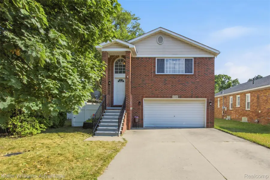 35143 Lewis Street, Westland, MI 48185 - #2