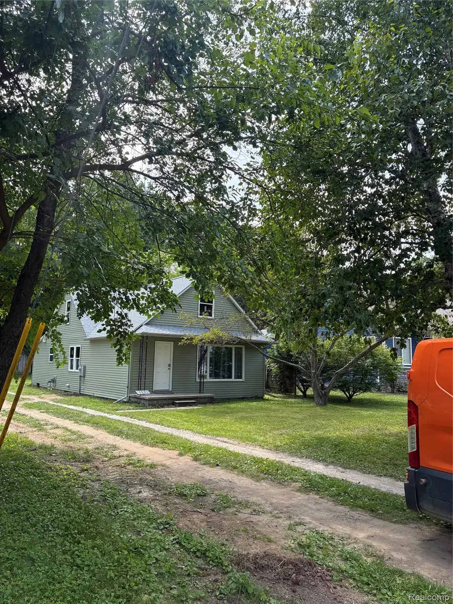 5901 Felske Drive, Brighton, MI 48116 - #2