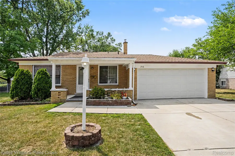 2918 Saratoga Drive, Troy, MI 48083 - #2