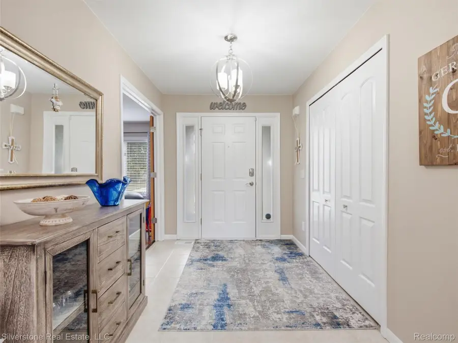 54439 Nicholas, Macomb, MI 48042 - #3