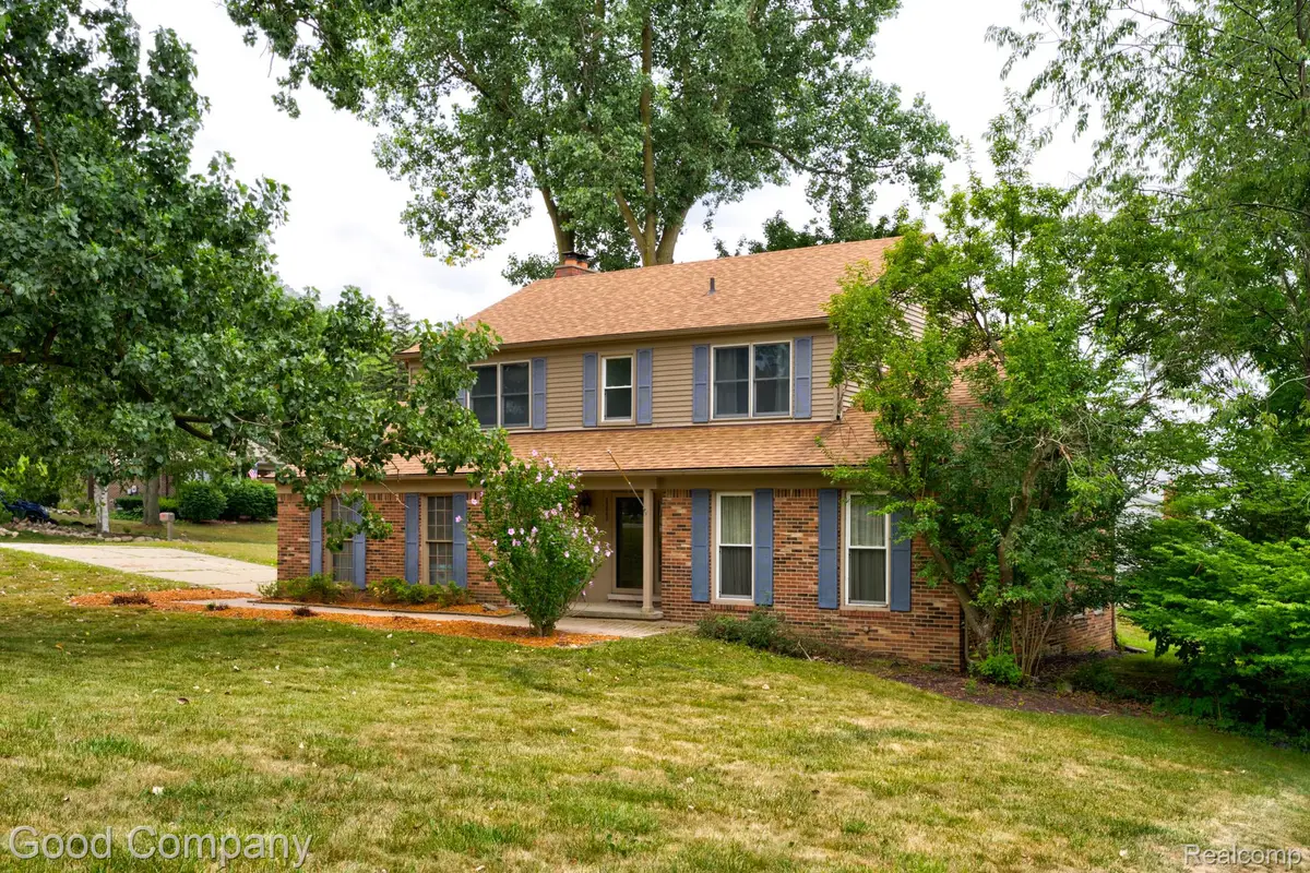 35868 Smithfield Court, Farmington, MI 48335 - #1