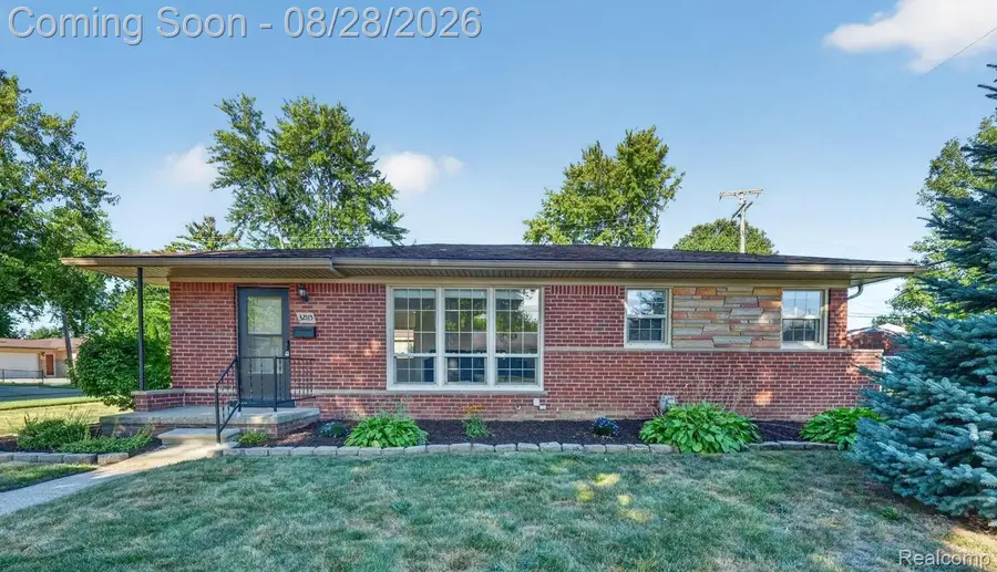 32115 Beacon Lane, Fraser, MI 48026 - #2