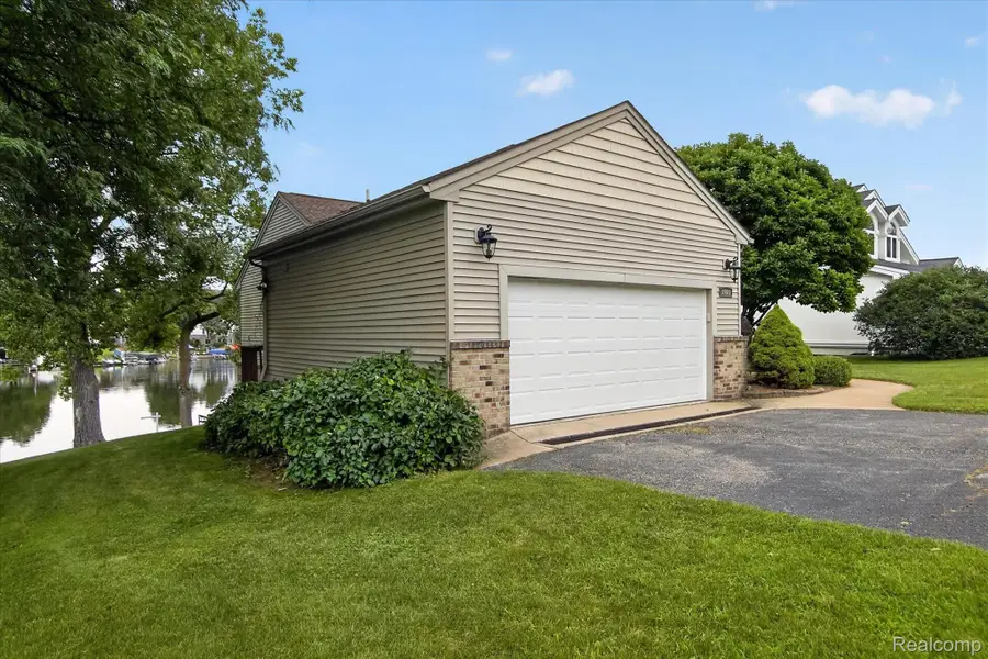 2805 Coral, Brighton, MI 48114 - #2