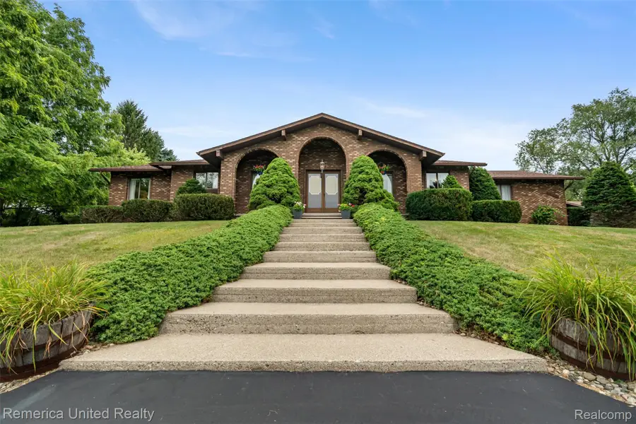 59245 Bishop Road, New Hudson, MI 48165 - #3