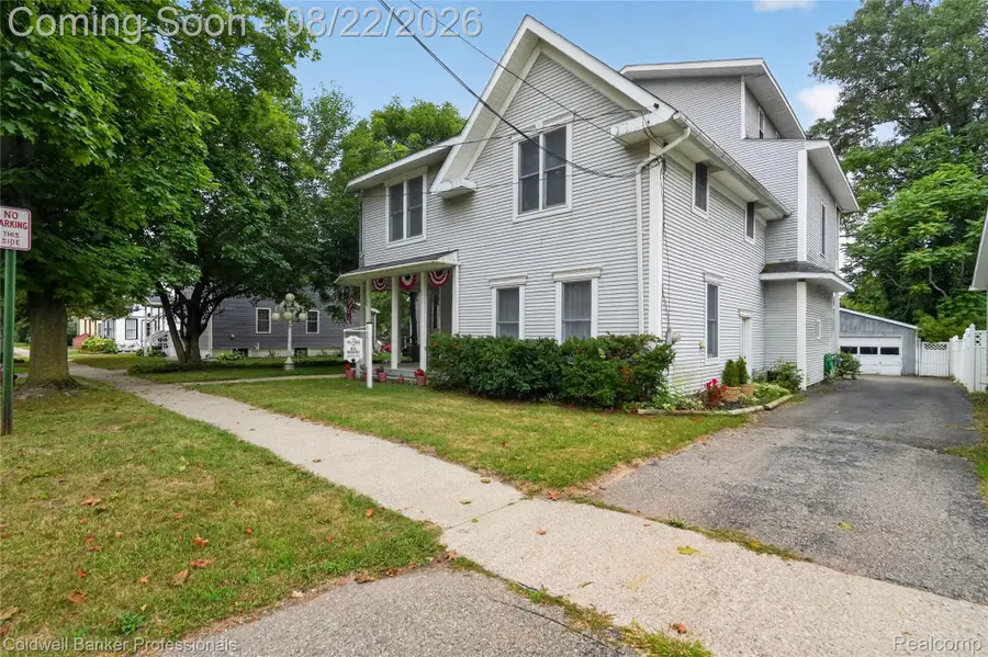108 College Street S, Holly, MI 48442 - #3